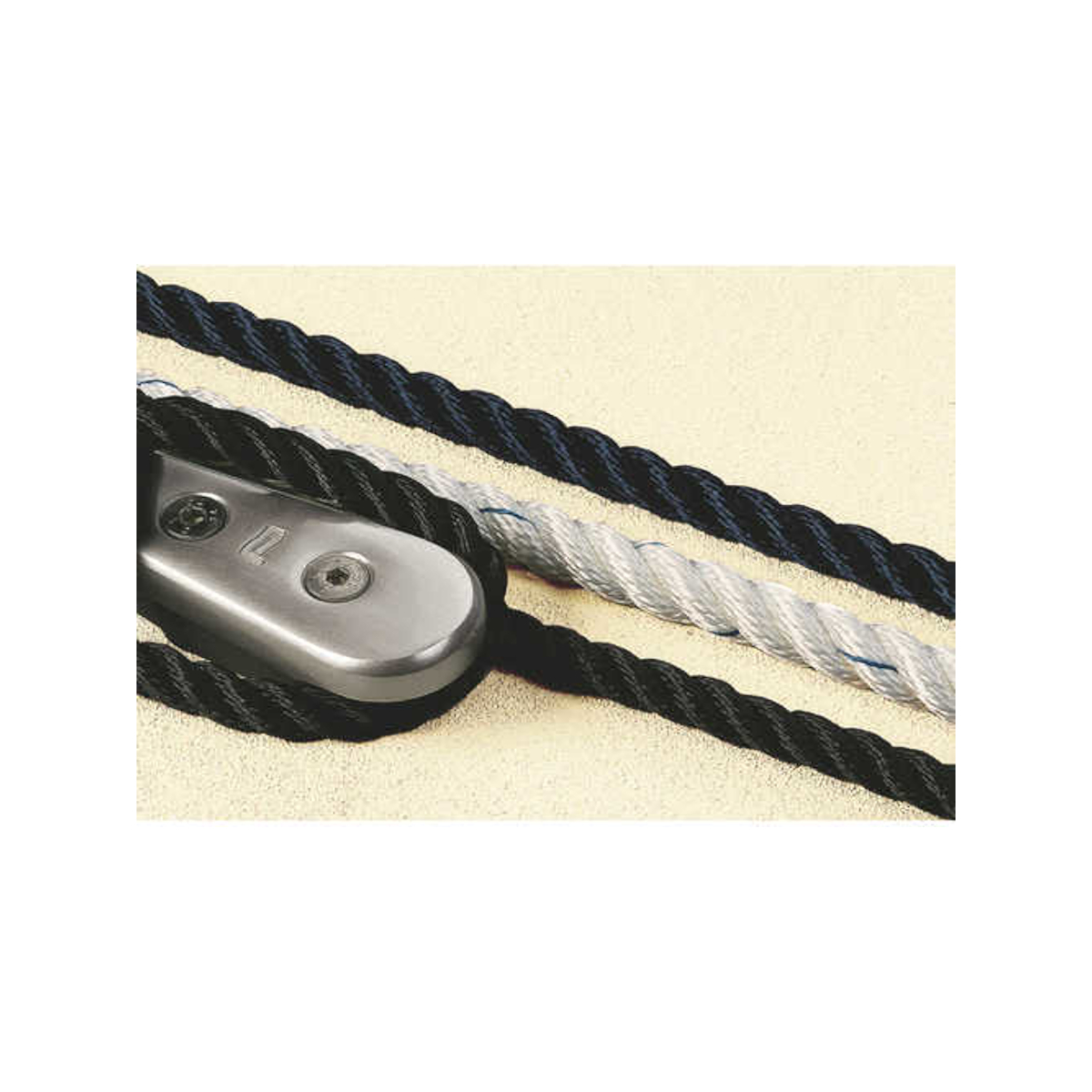 Plastimo cordage 3 torons polyester noir ø 12mm