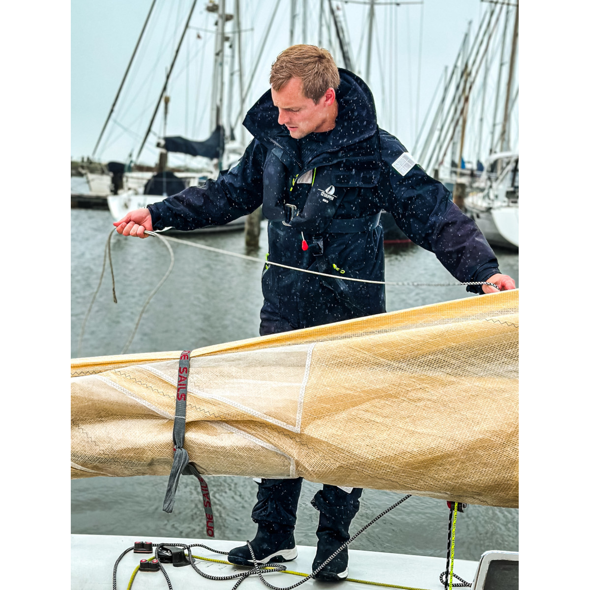 DEAL: 12skipper Magellan Offshore Set Unisex - Veste navy XXL, pantalon navy XL