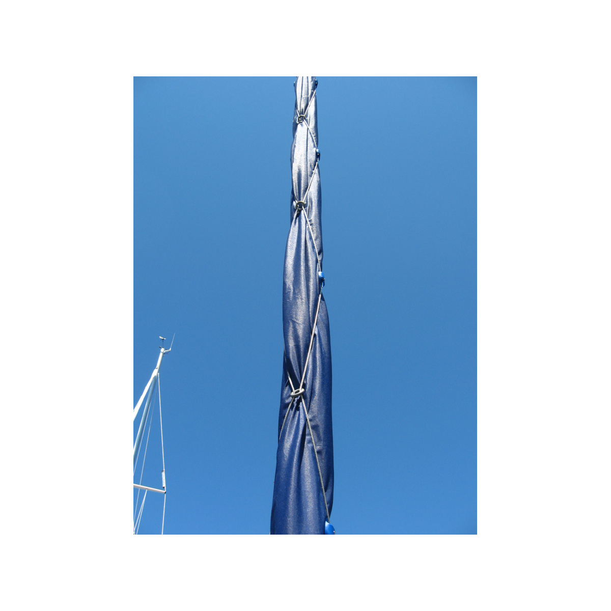 12seemeilen Housse de protection pour enrouleur de foc bleu - Longueur 11,50 m bleu